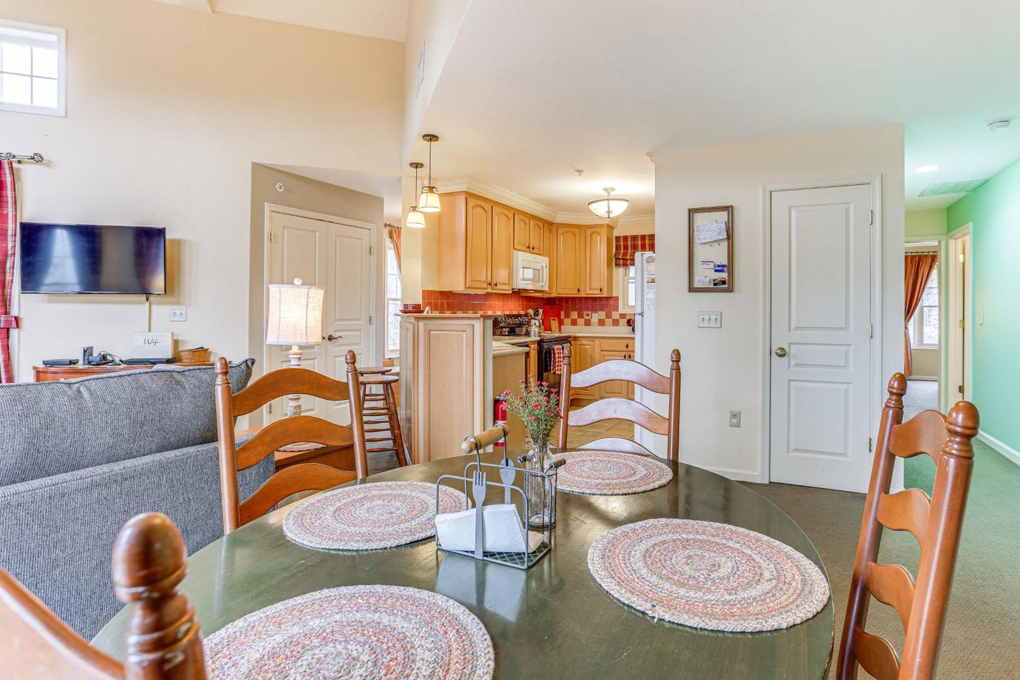 Spacious Condo With View Less Than 1 Mi To Mtn Creek Resort! Вернон Екстер'єр фото